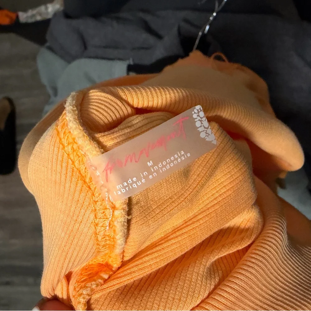 NWT Free People FP Movement – Simply Layer Open Back Top Electric Orange – Sz M